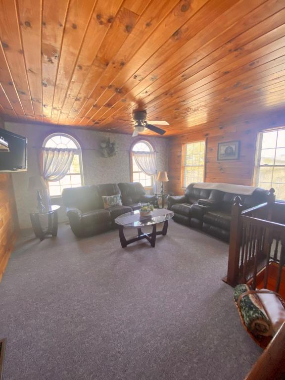Hideaway Cabin Living Room